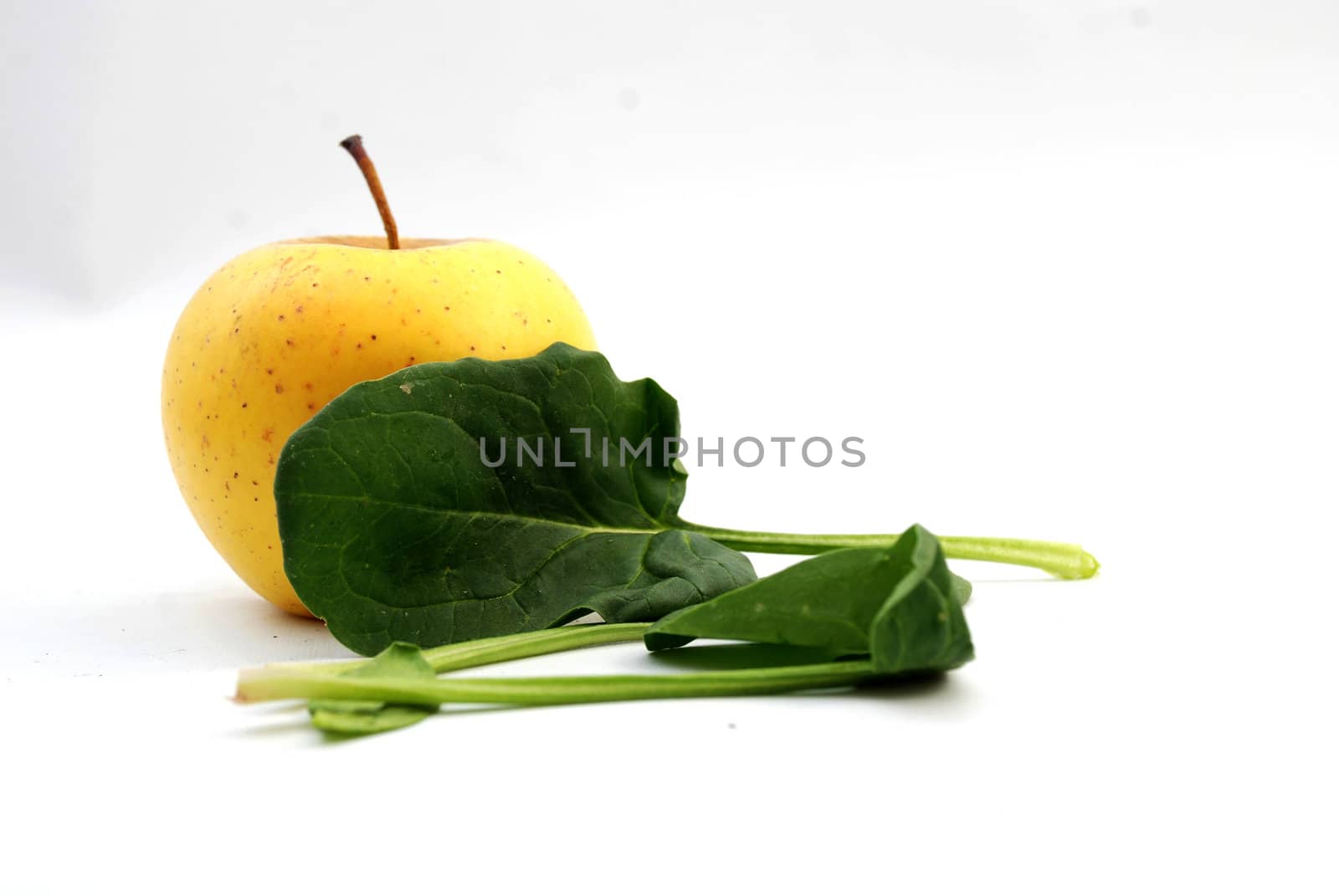 golden apple and spinach