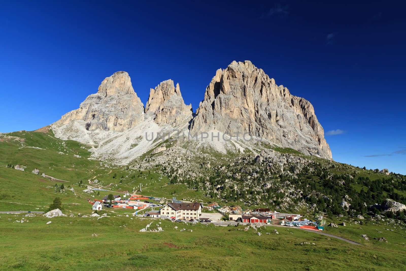 Sassolungo - Langkofel mount from Sella pass by antonioscarpi