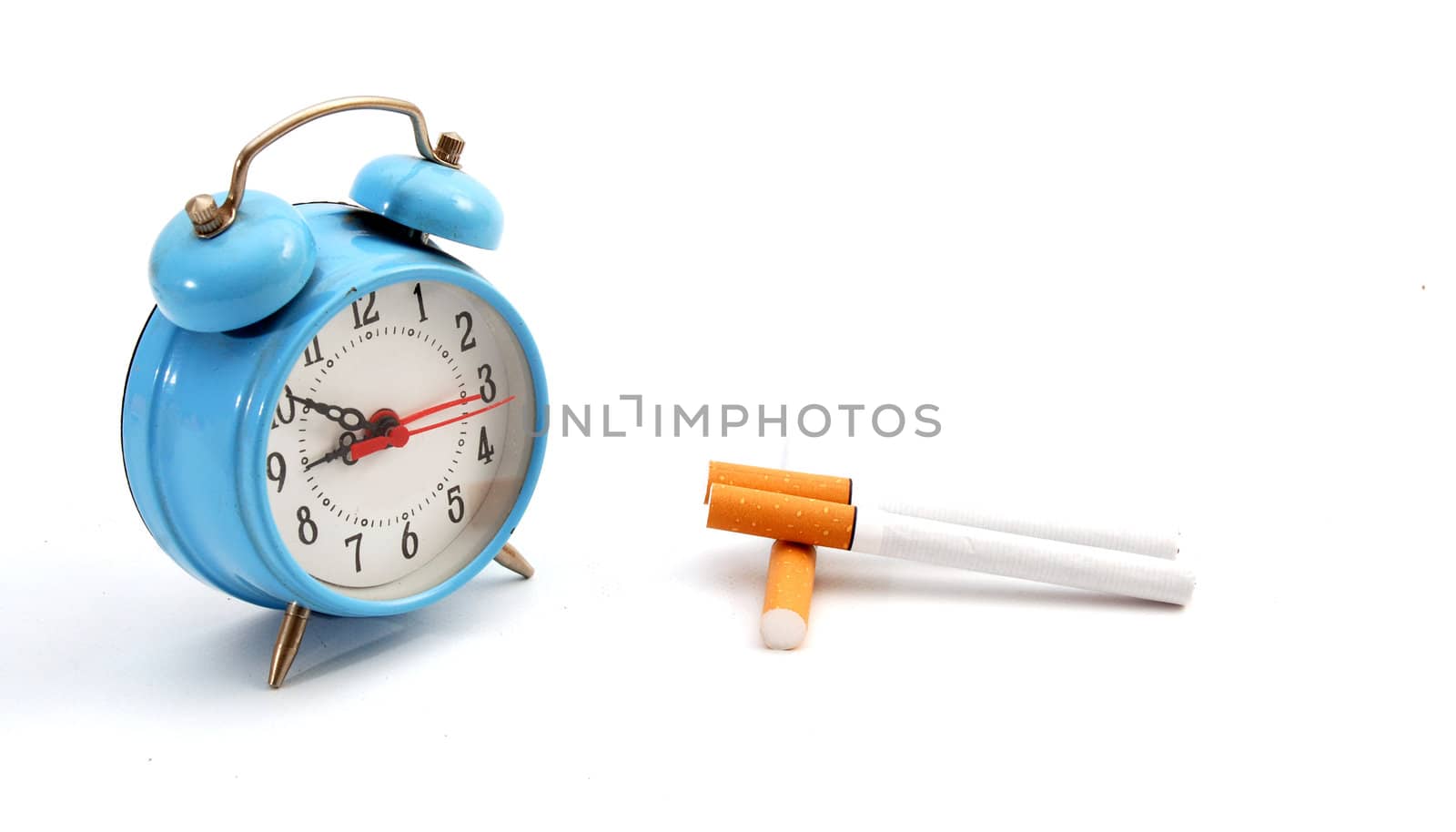 pic of cigarette and clock