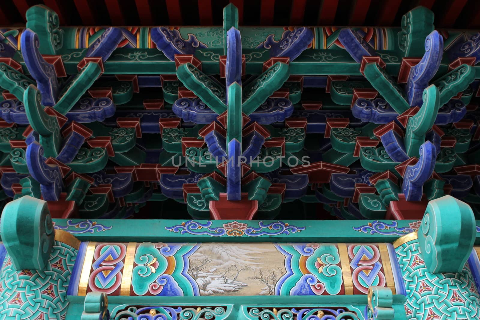 Decorations of a Chinese Buddhist temple