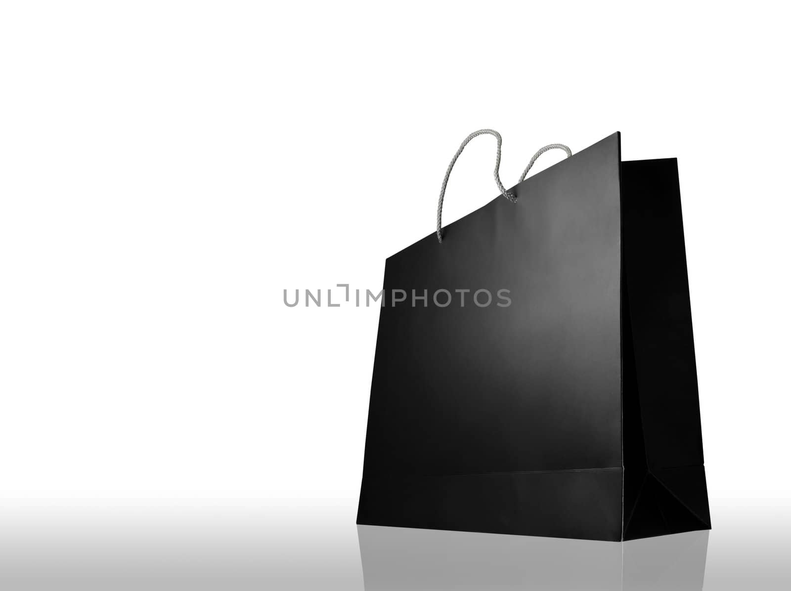 Glaze shopping bag isolated on white background