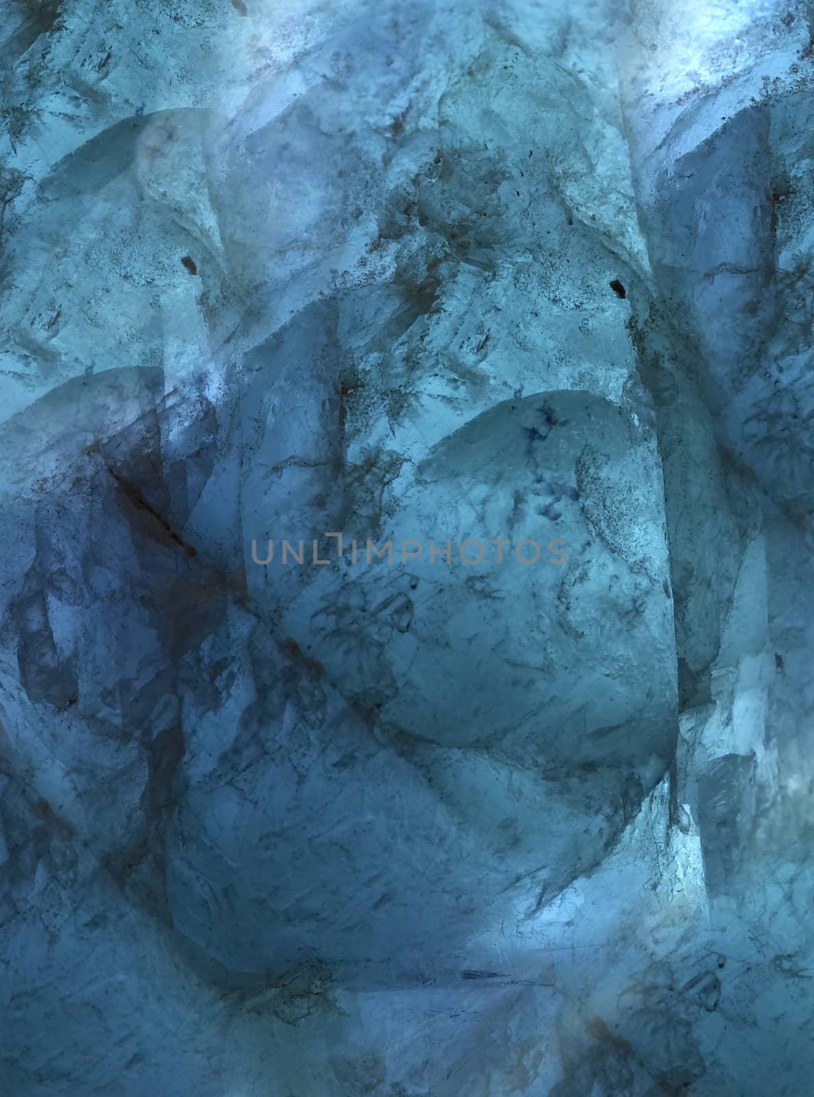 blue crystal detail by gewoldi
