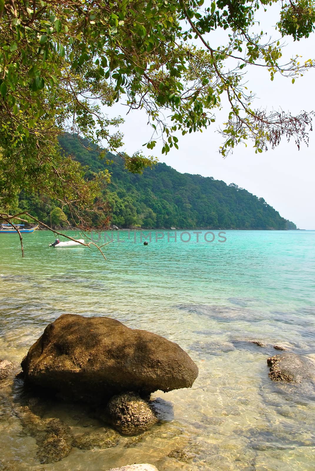 Surin island national park by hinnamsaisuy