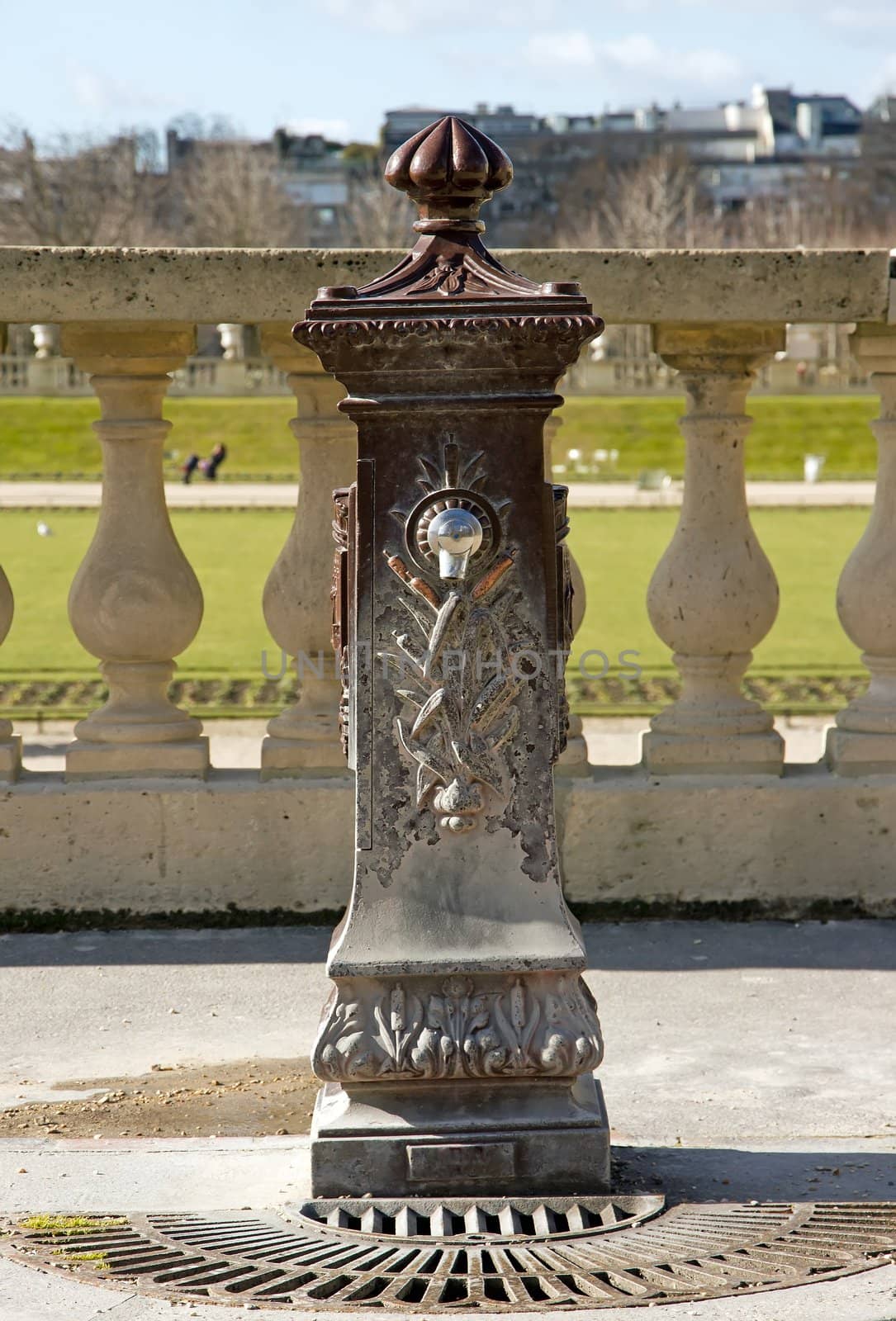 tap public park in Paris by neko92vl