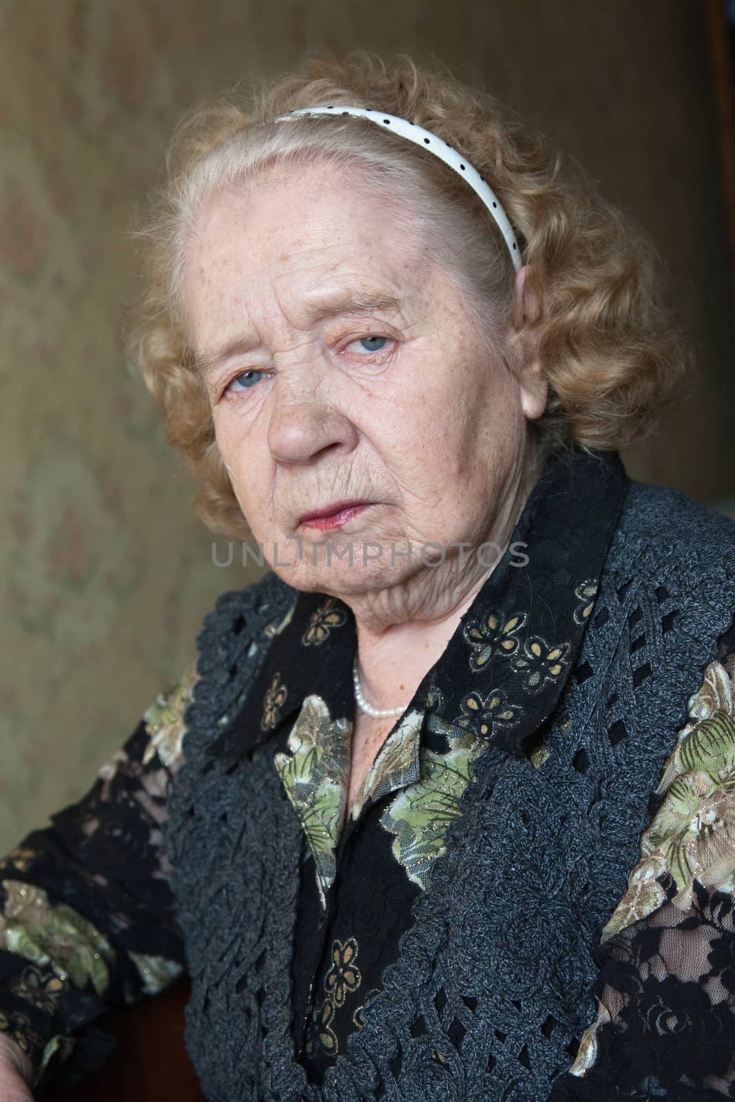Portrait of the woman of 86 years