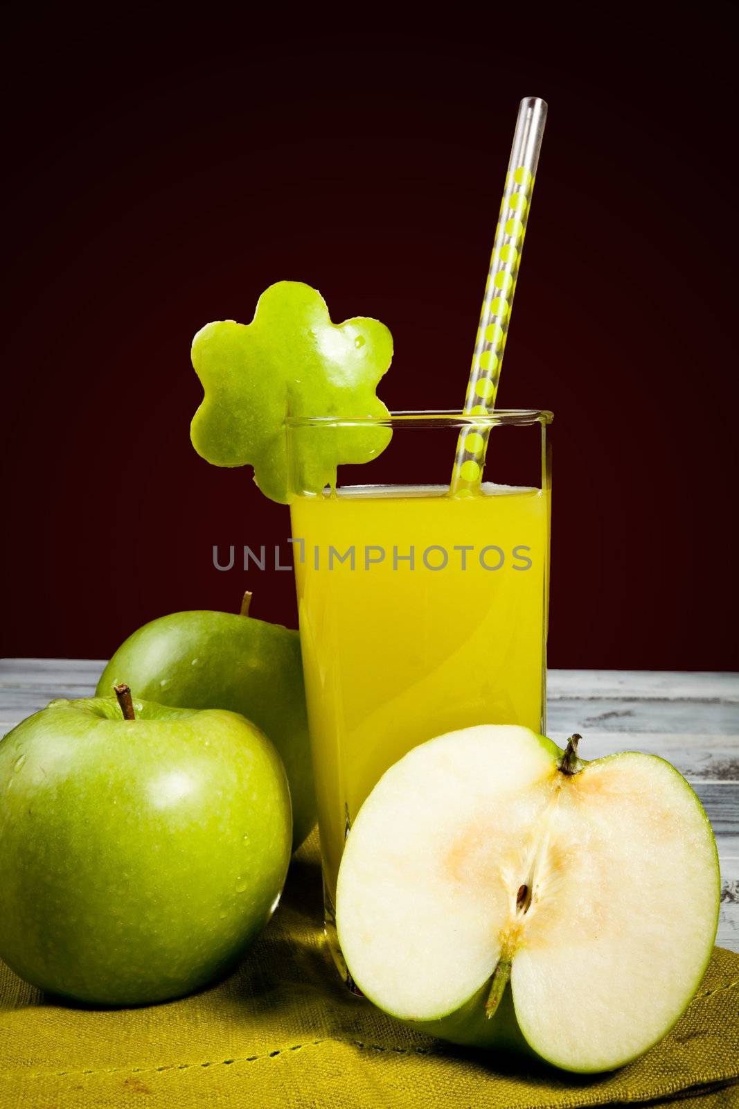 green apple juice by maxg71