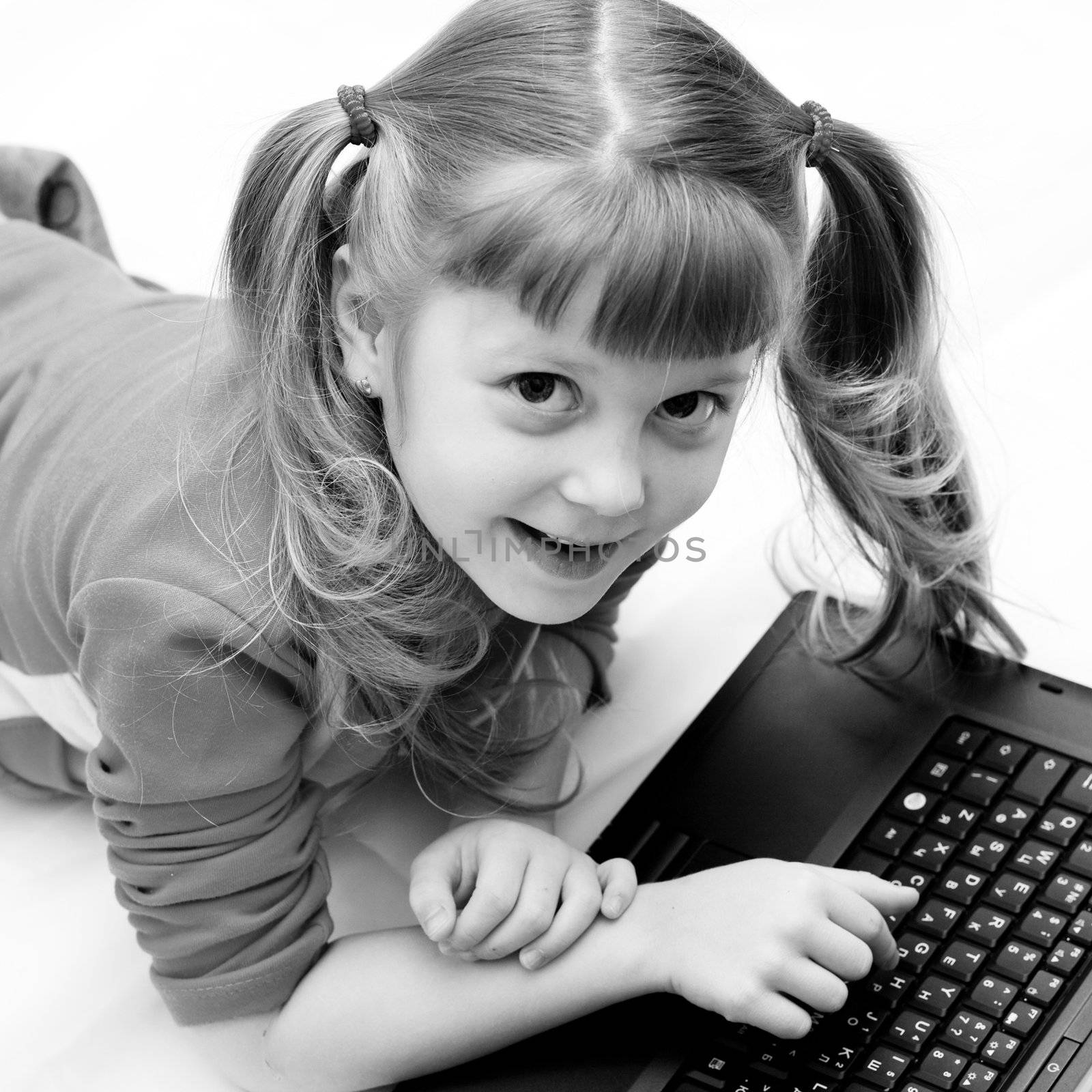 Little girl and laptop by velkol