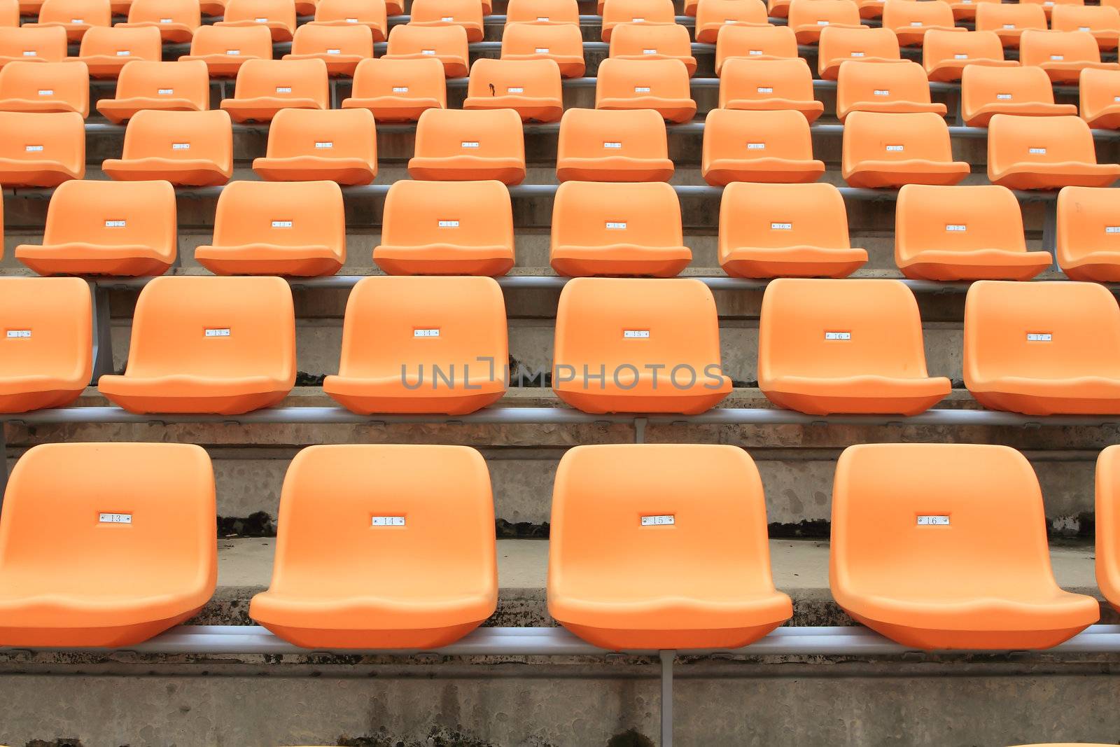 Stadium Chair 
 by rufous