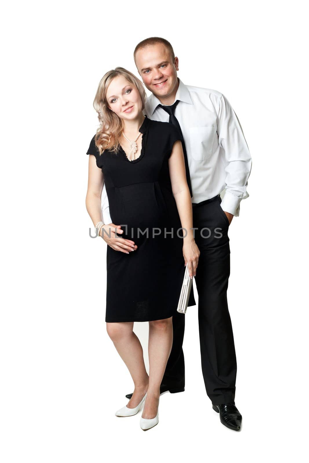An image of a young pregnant woman and her husband