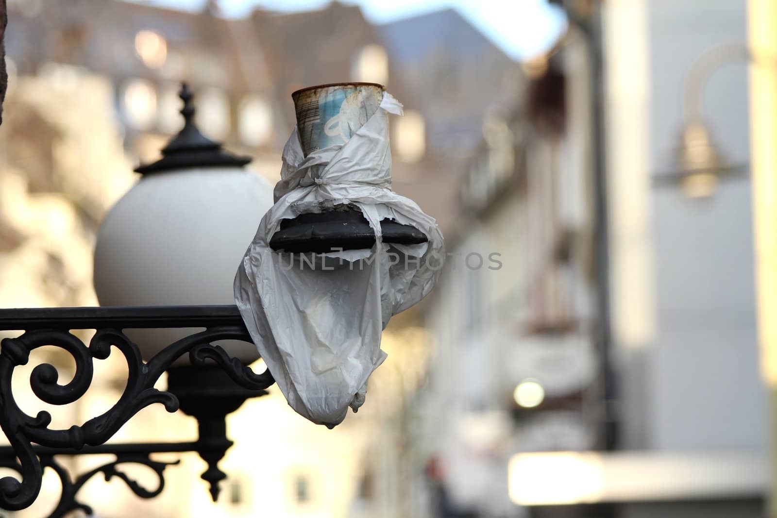 old broken street lamp