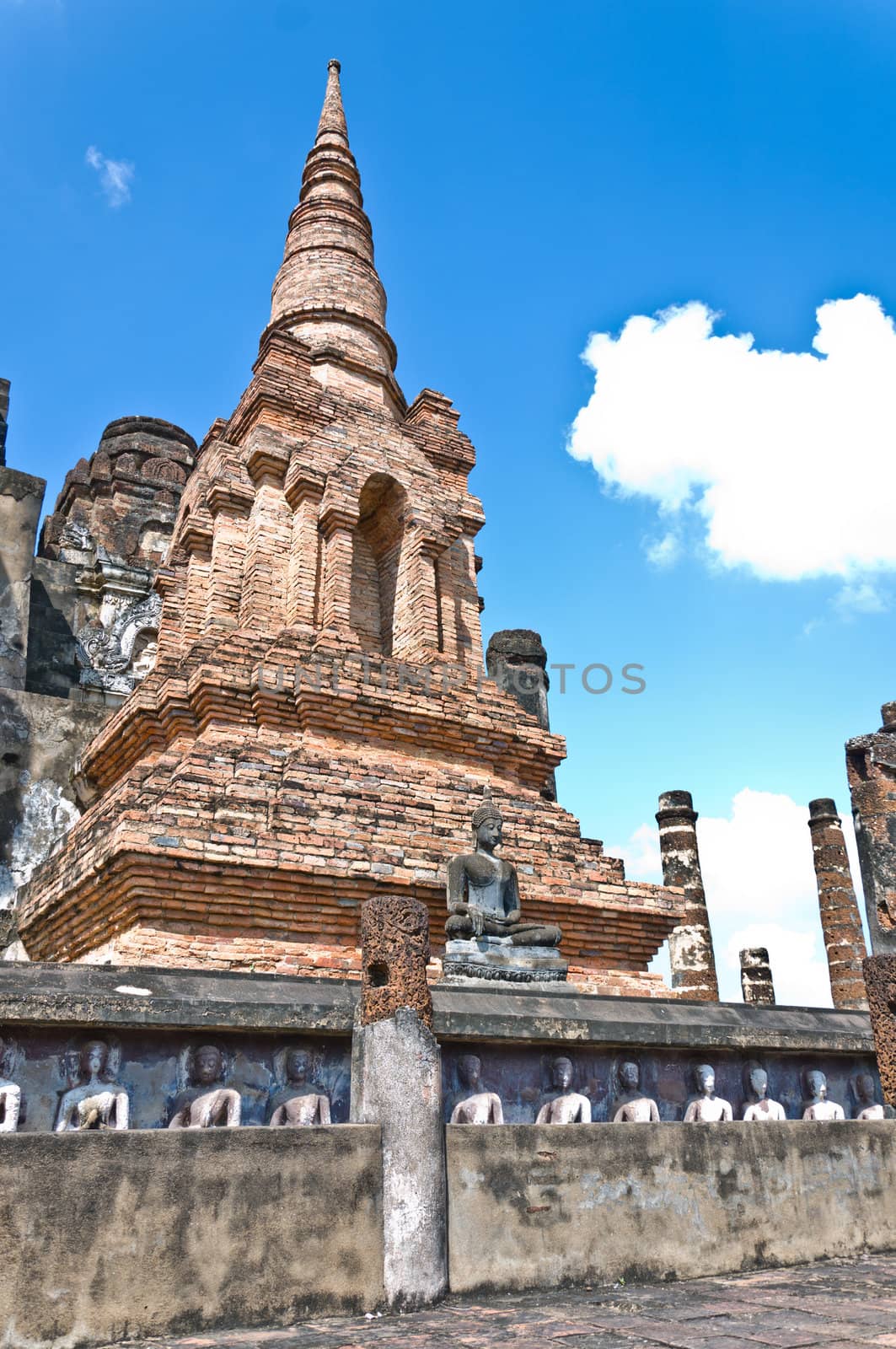 Wat Mahathat old city of Thailand Temple