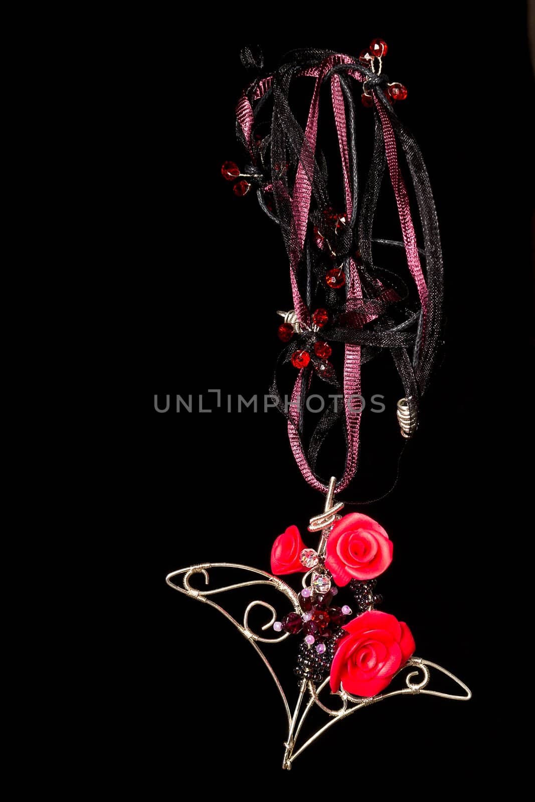 Unique handmade wire-work pendant with pink polimer clay roses