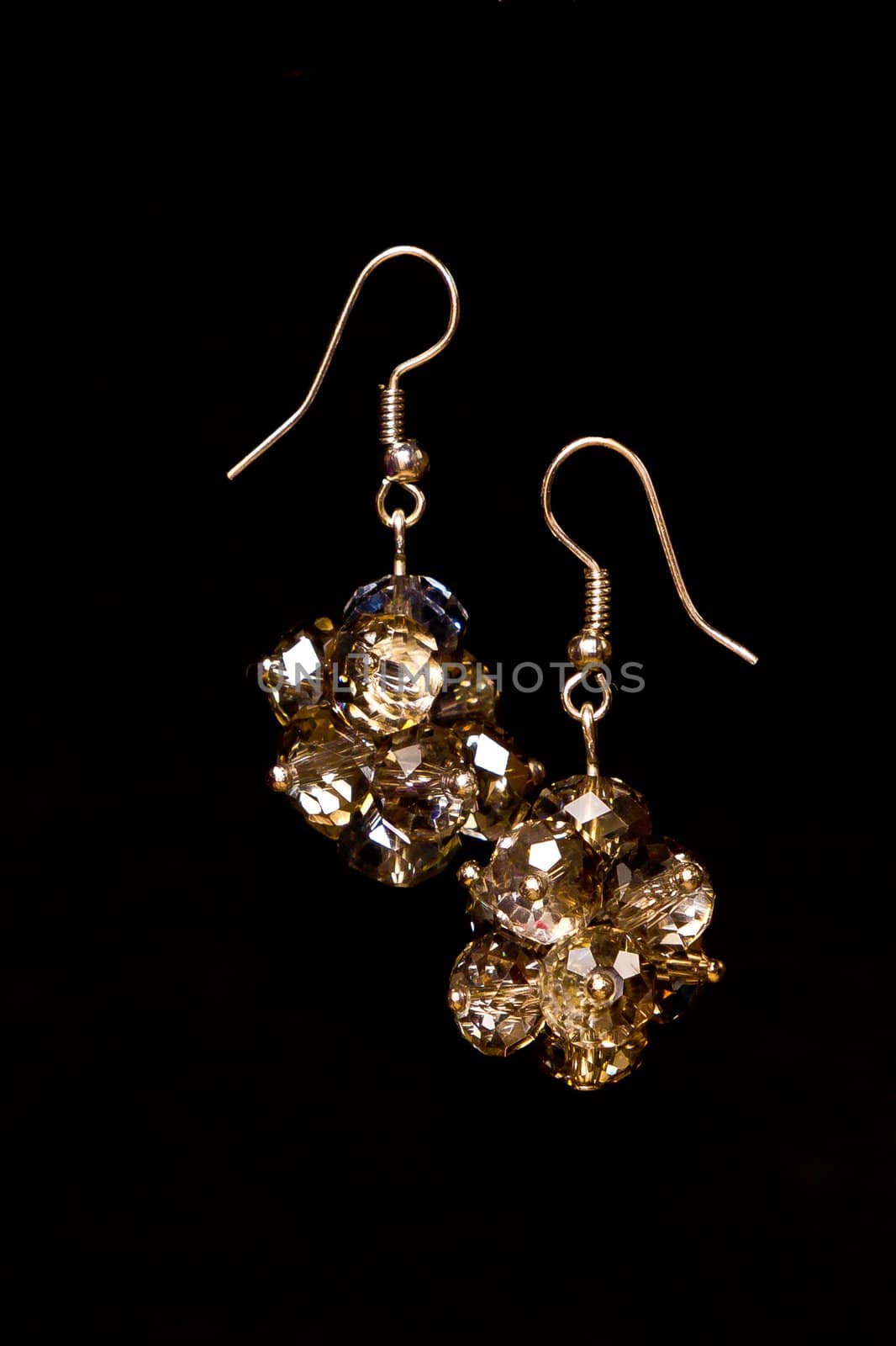 Shining earrings by AlehElly