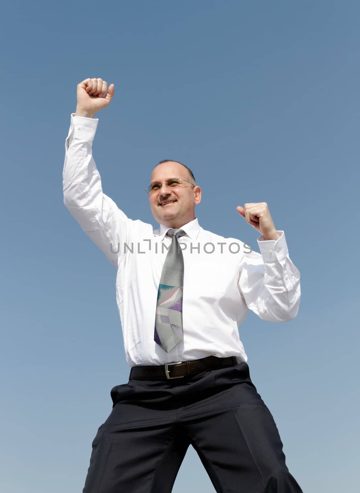 happy businessman enjoy the sun