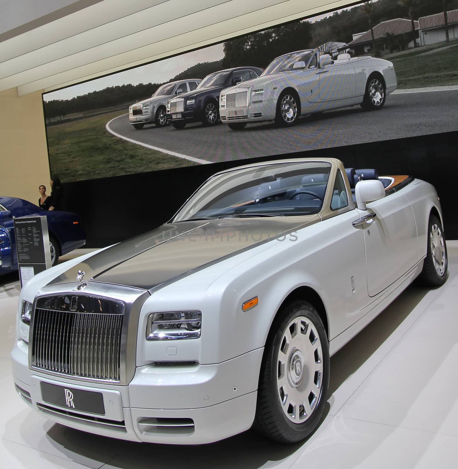 GENEVA - MARCH 16 : the Rolls Royce Phantom serie 2 on display at the 82nd International Motor Show Palexpo - Geneva on March 16; 2012 in Geneva, Switzerland.