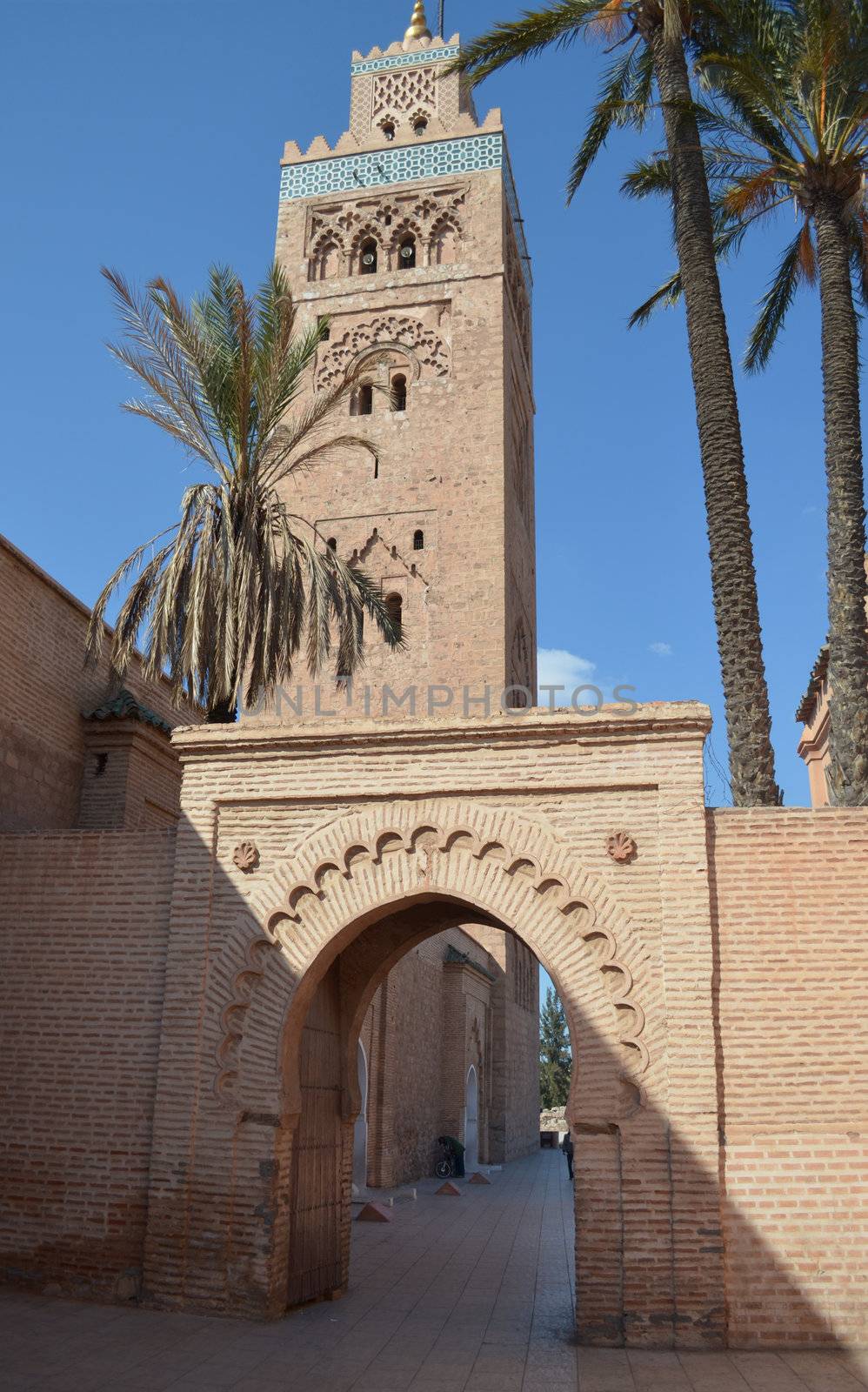 Mosque and minaret in Marrakesh, Morocco by artofphoto