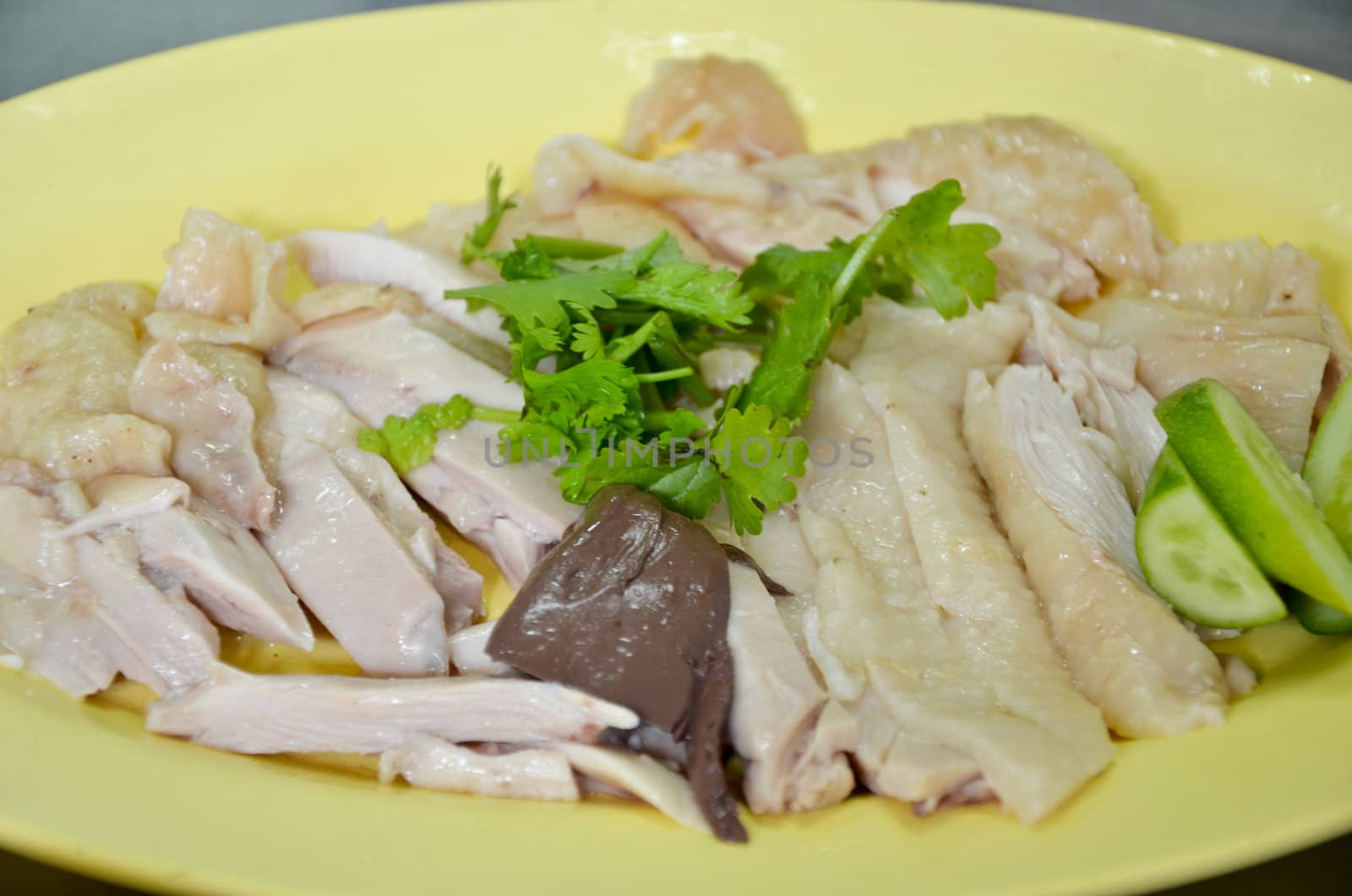 Steamed chicken in yellow dish, Chinese food