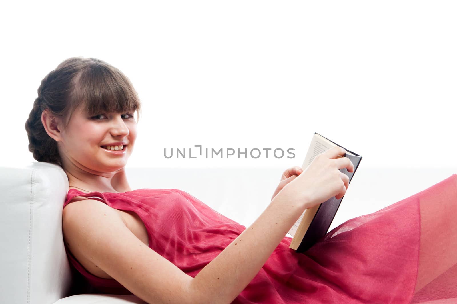 Portrait of a young and beautiful girl student who is preparing for exams