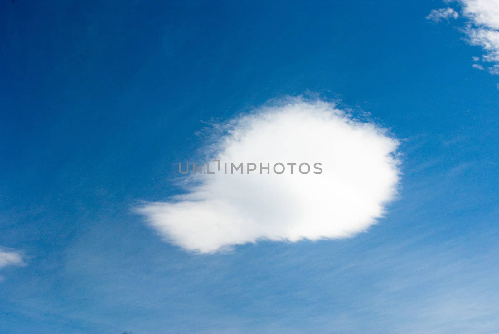 White Cloud 2 by emattil