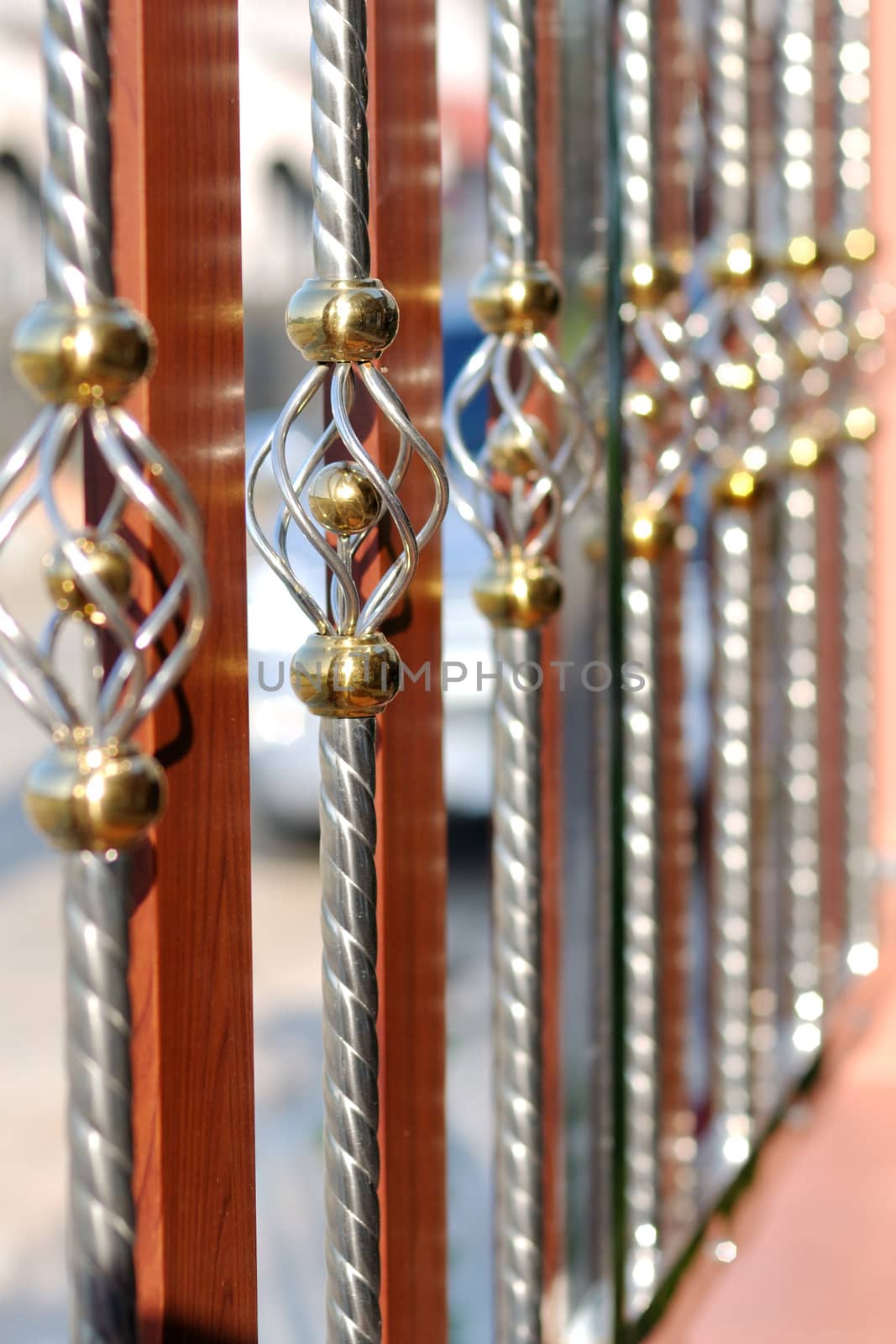 A Picture Of Metal and Wood Fence