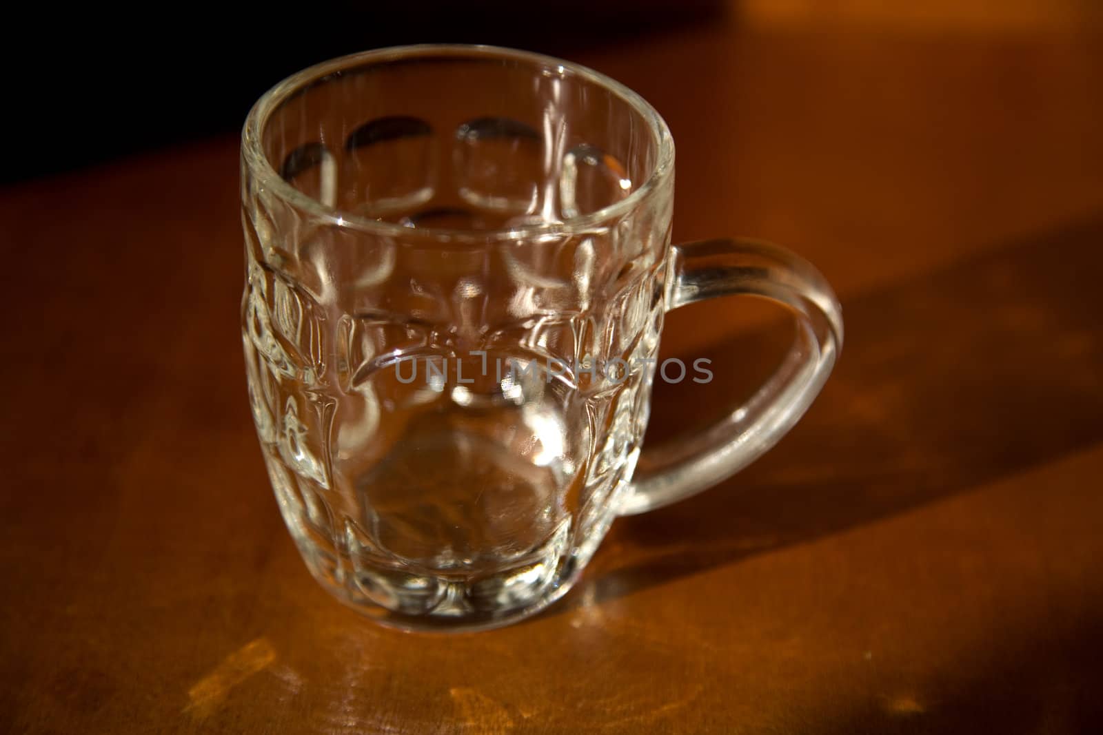 Empty beer mug  by Elisanth