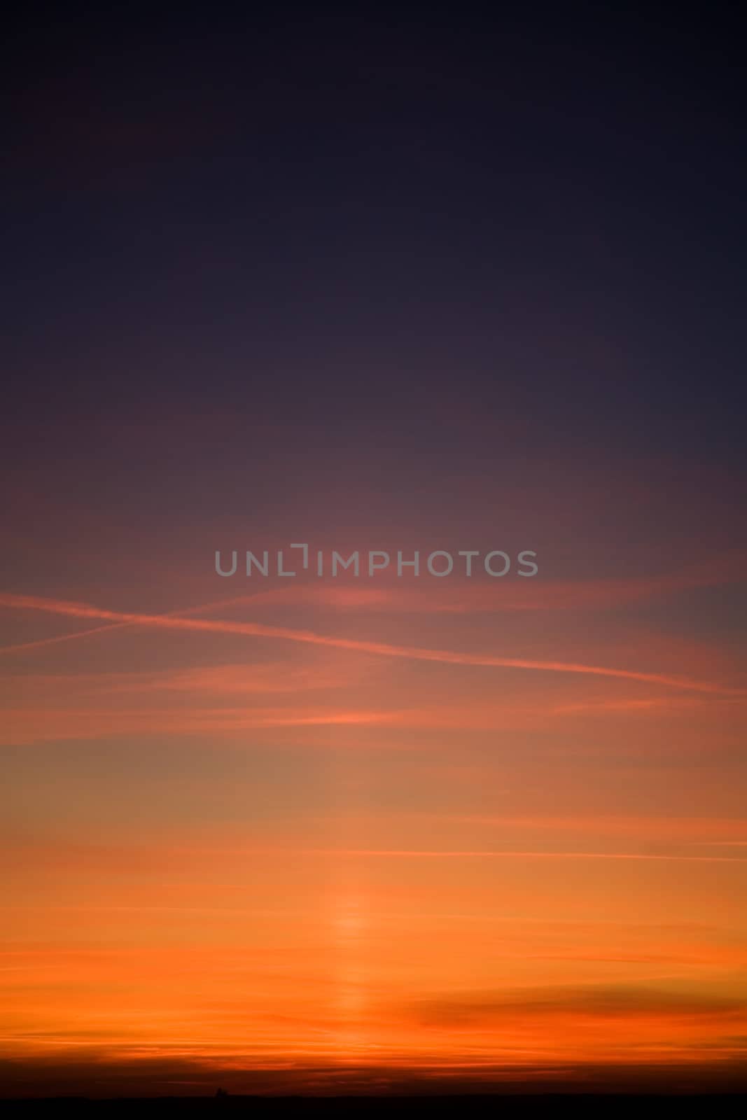 Beautiful sunset sky by Elisanth