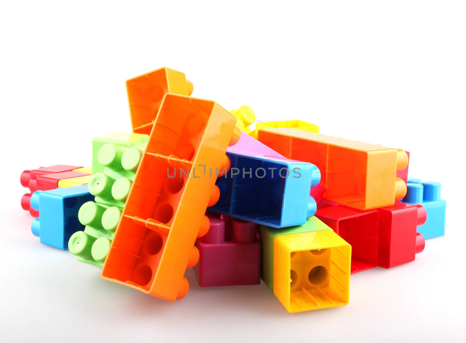 Plastic building blocks