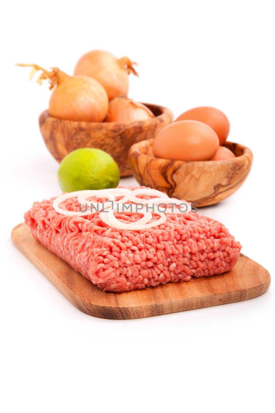 Raw minced meat by motorolka