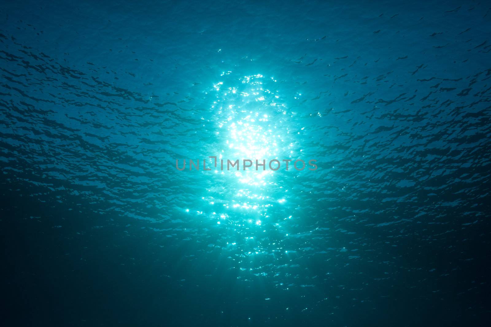 light in the deep water by vsurkov