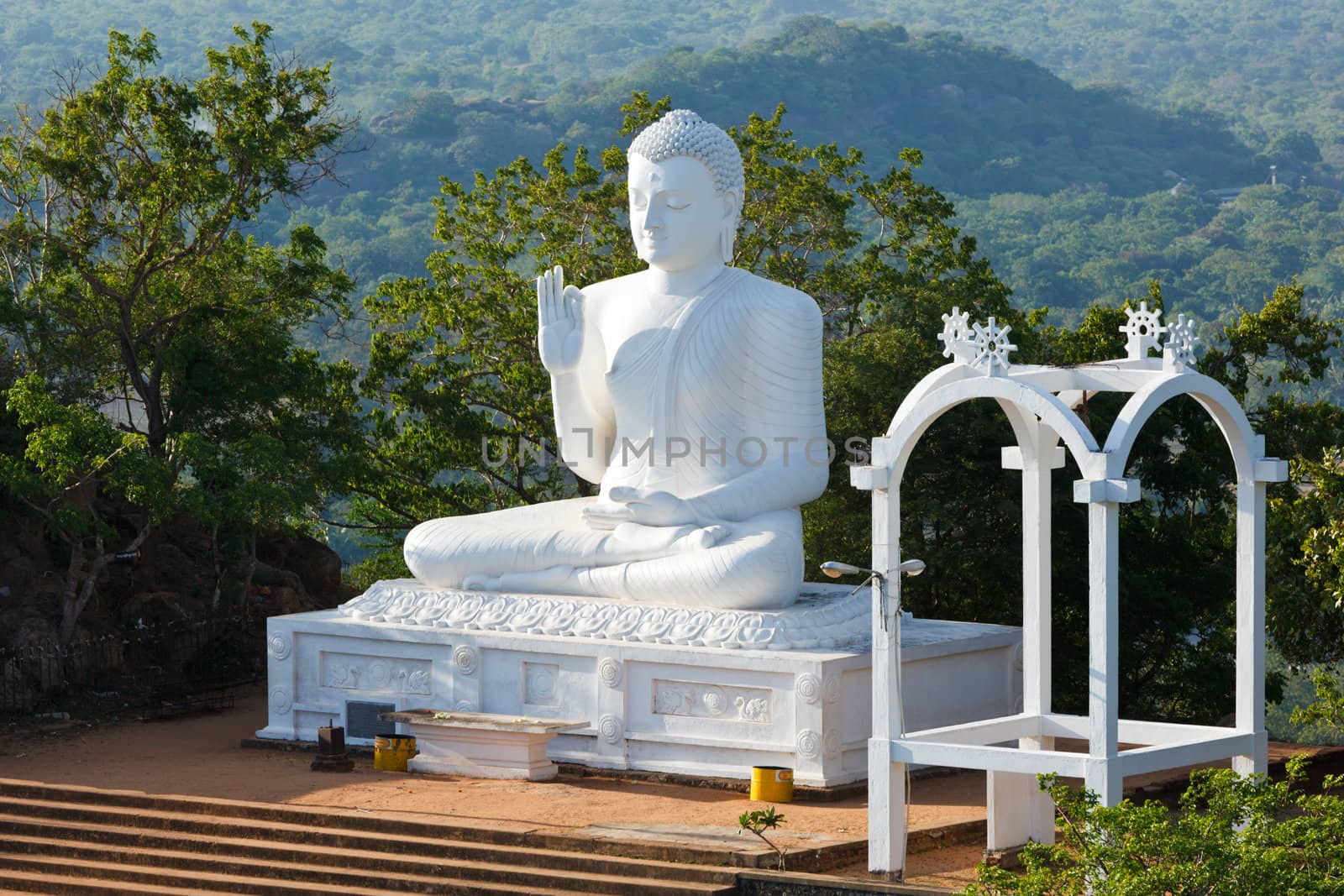 Sitting Budha image by dimol