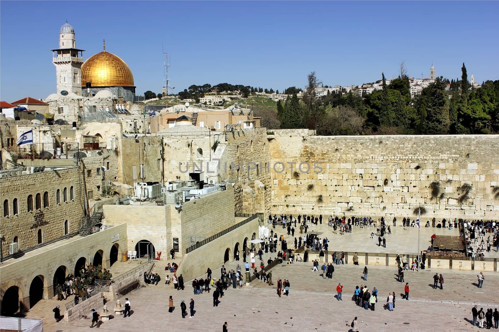 view of the wailing western wall and the area in front of her