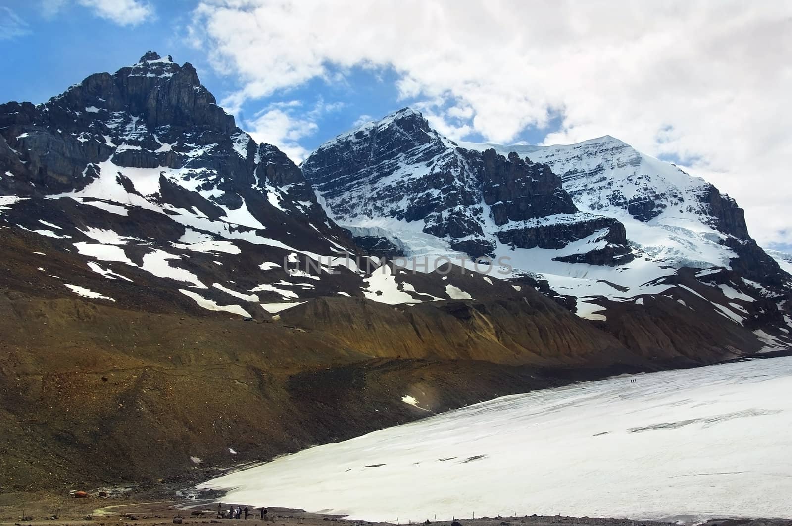 snowy peaks of the Canadian Rockies by irisphoto4