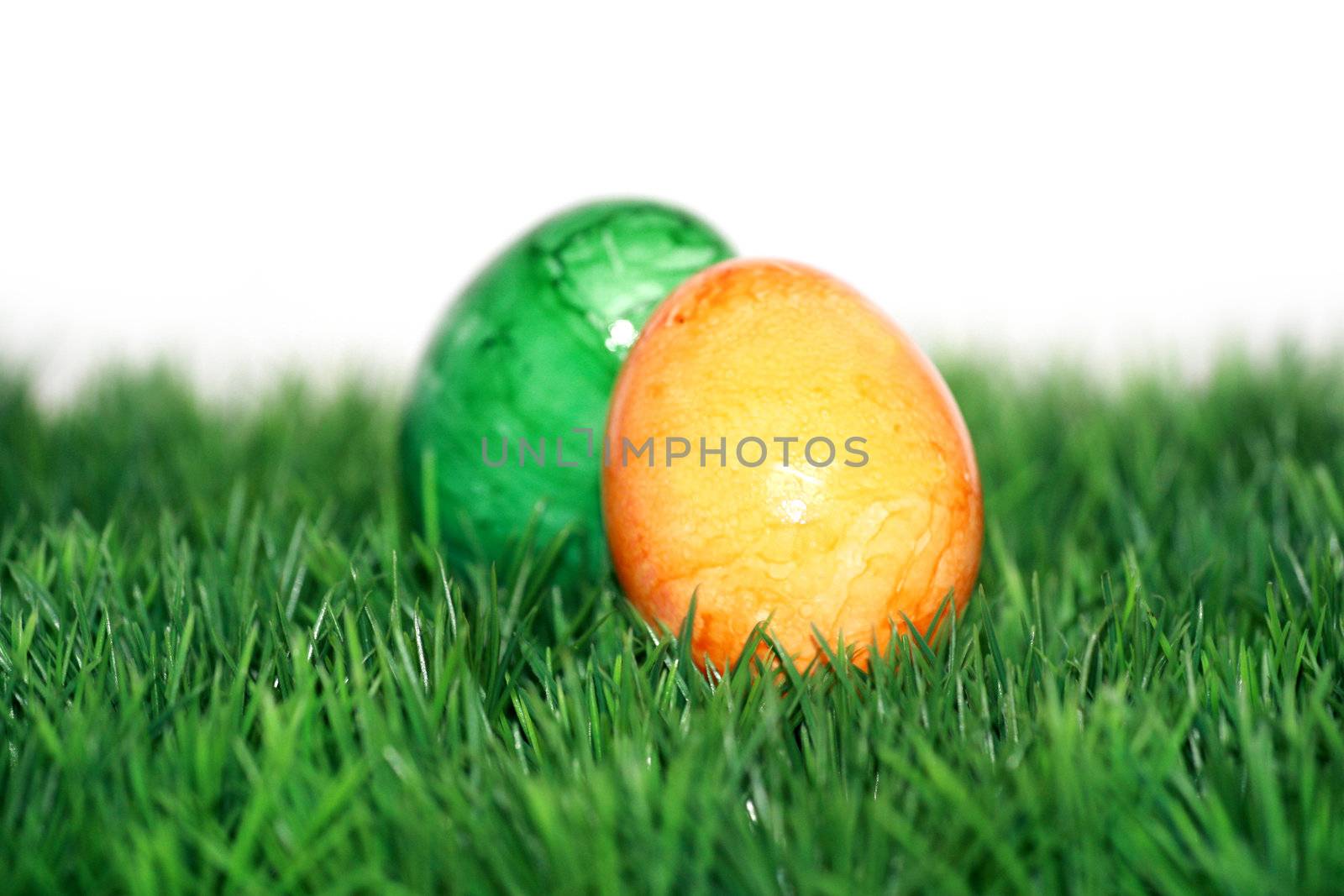 Yellow and Green Easter Egg by photochecker