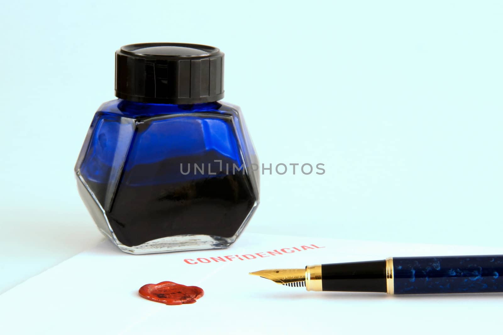 Fountain pen and ink by Pajomend