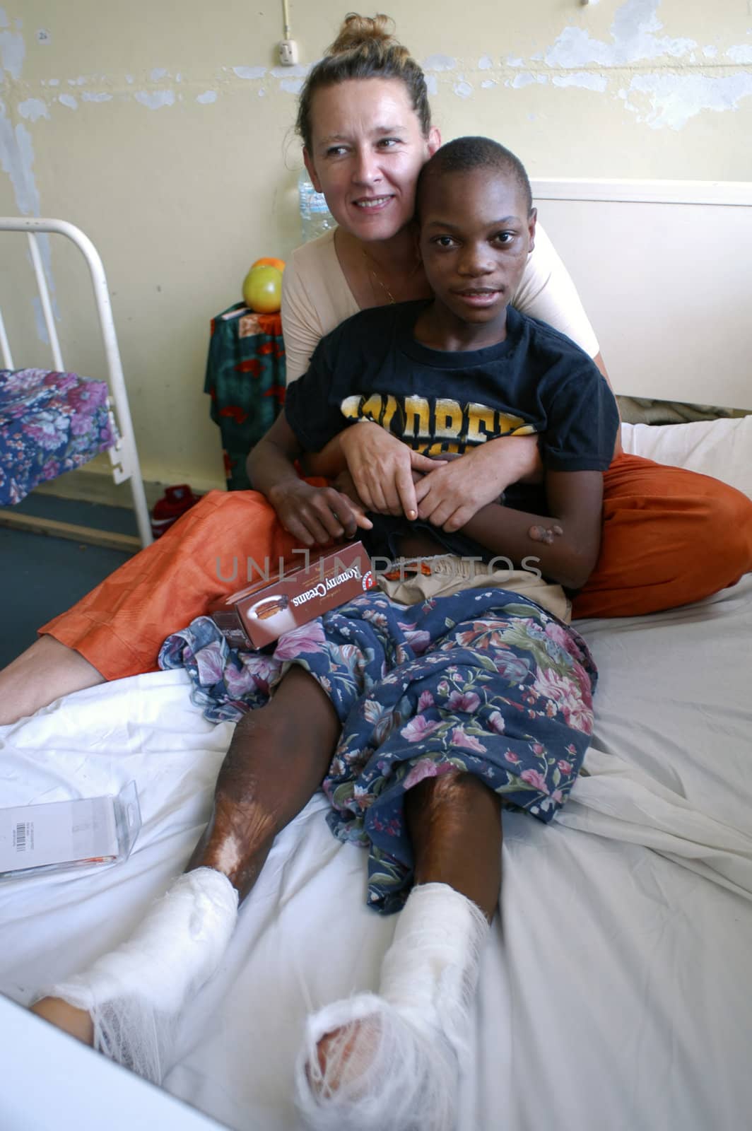 injured child by africa