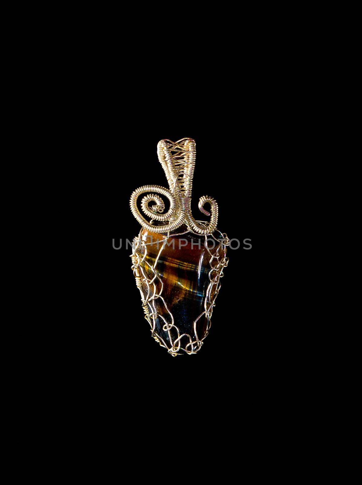 Handmade wire-work pendant by AlehElly