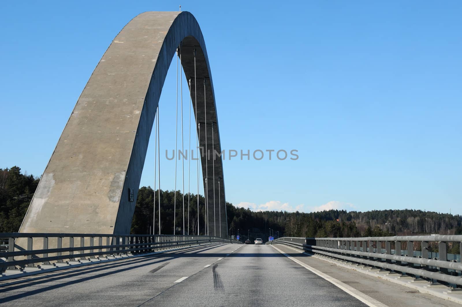Svinesund Bridge by kekanger