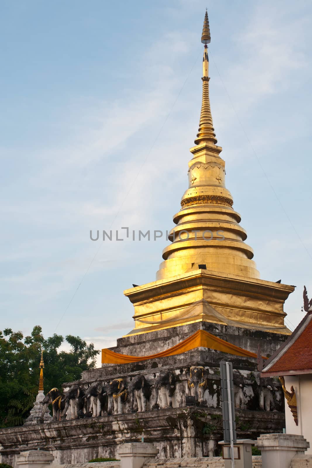 Gold details of temple platform