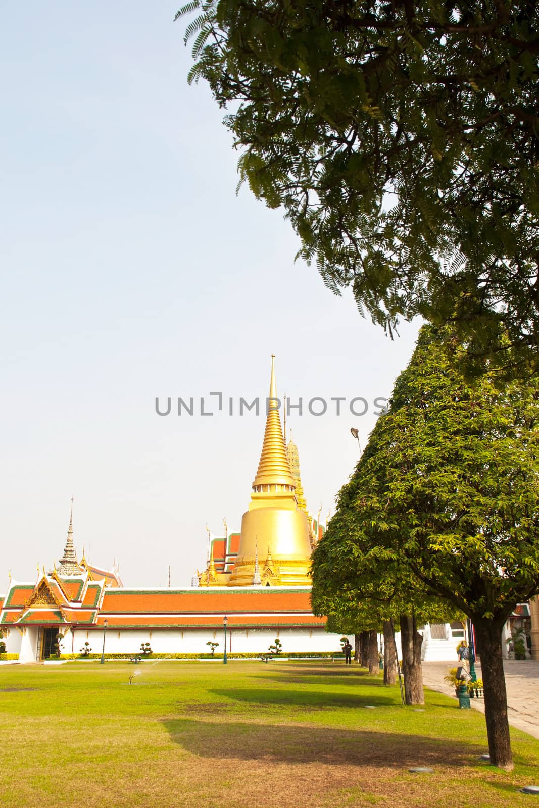 Wat Phra Kaew, Temple of the Emerald Buddha by Yuri2012