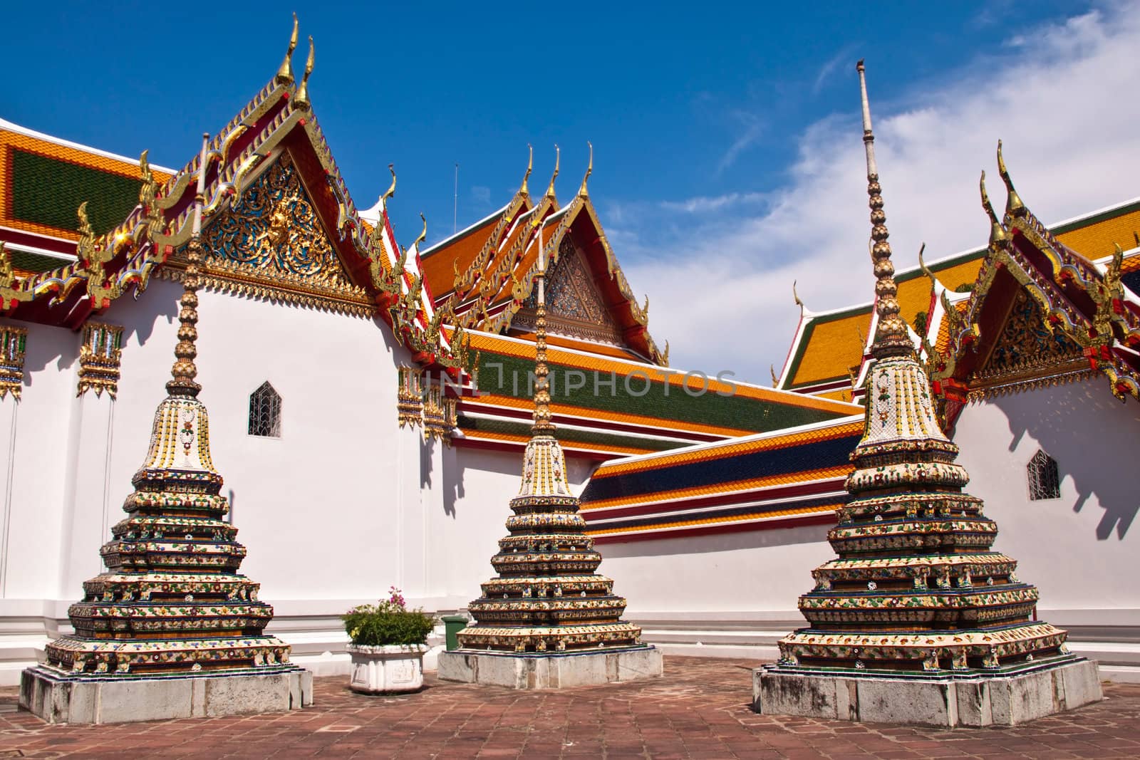 Wat Pho, Bangkok, Thailand. by Yuri2012