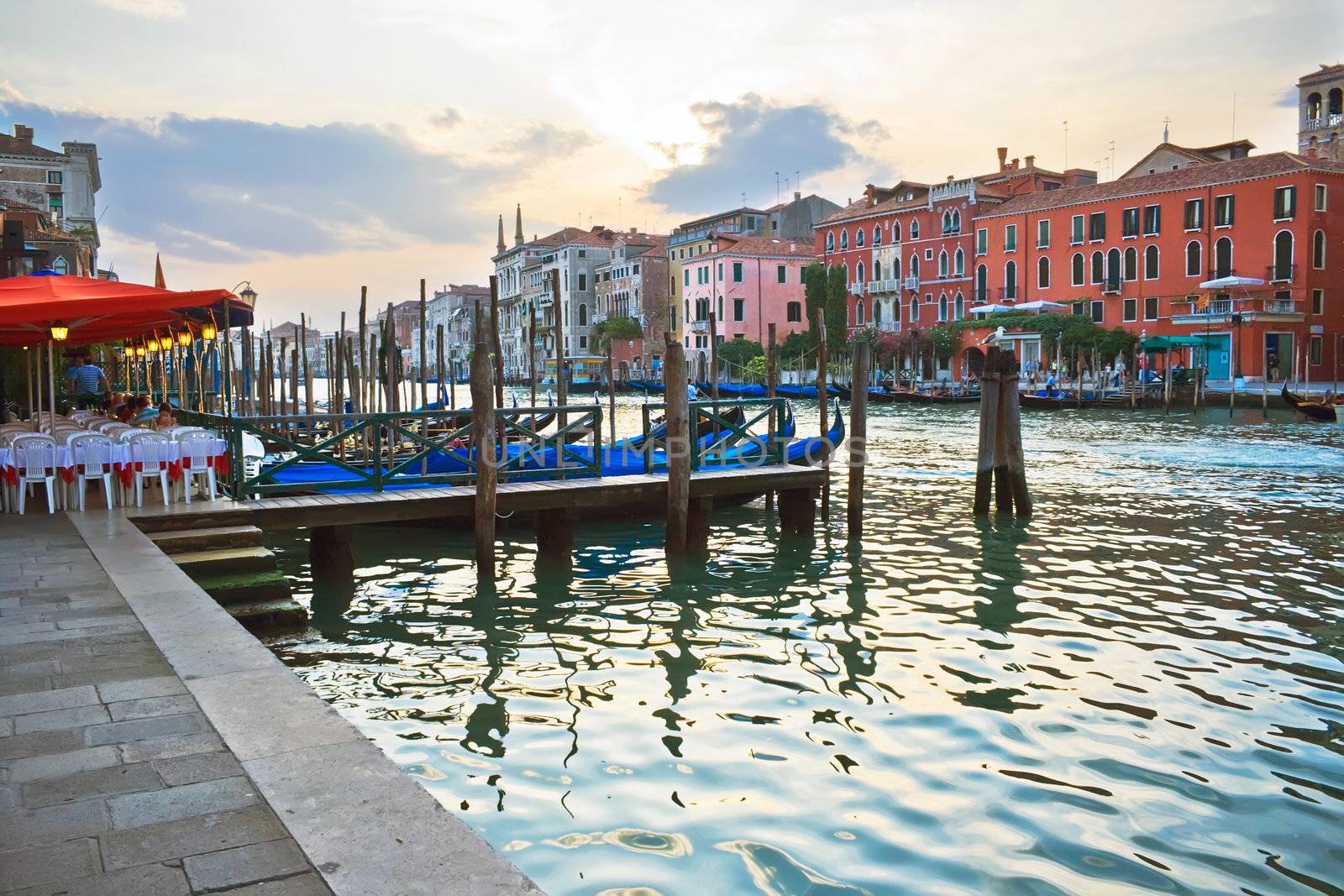 Evening in Venice by sailorr