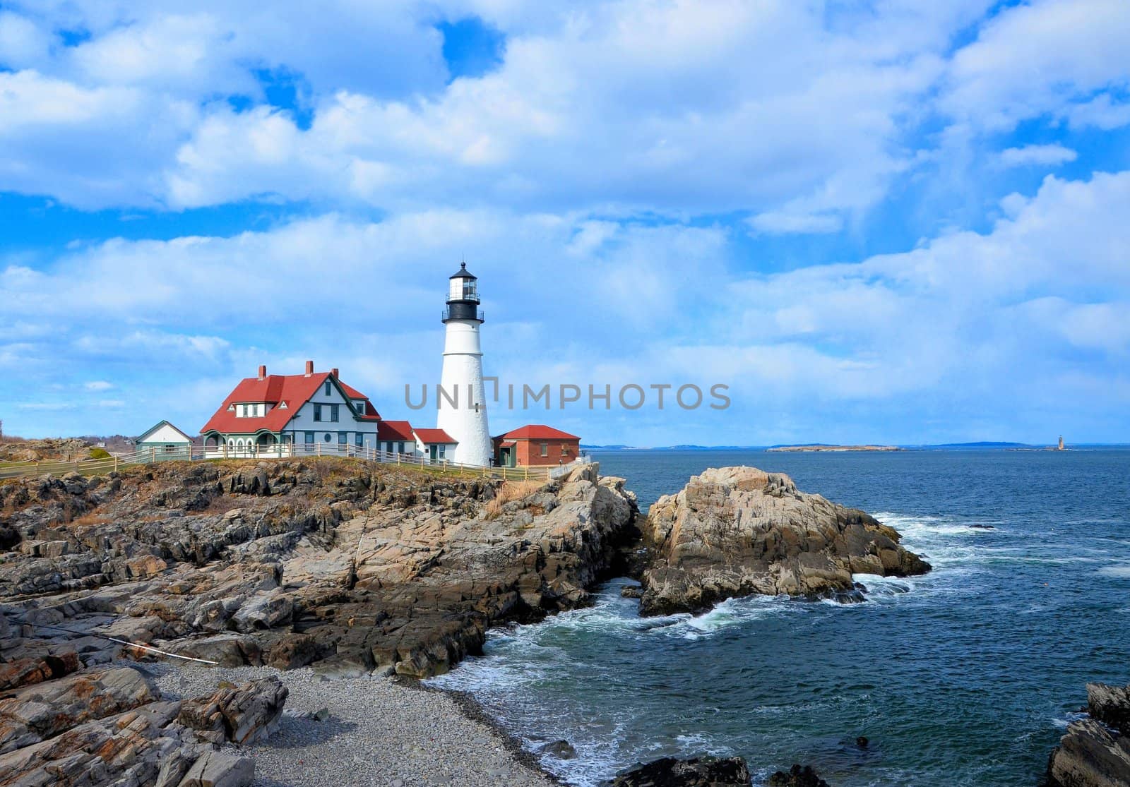 Portland lighthouse by northwoodsphoto