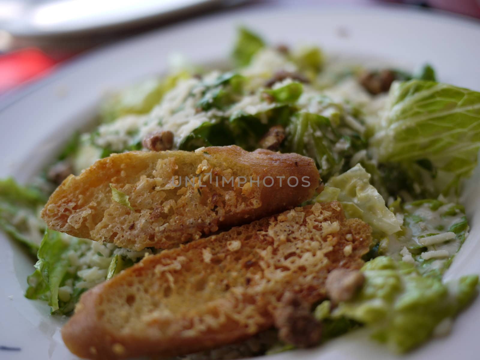 ceasar salad, lettuce, crouton, dressing healthy