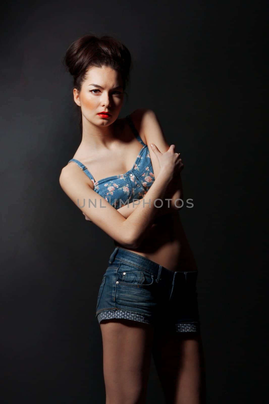 Fashion portrait of sensual young woman by nigerfoxy