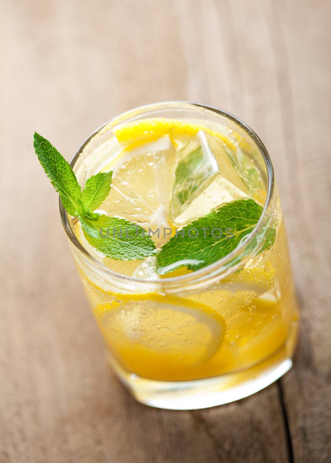 fresh citrus lemonade 