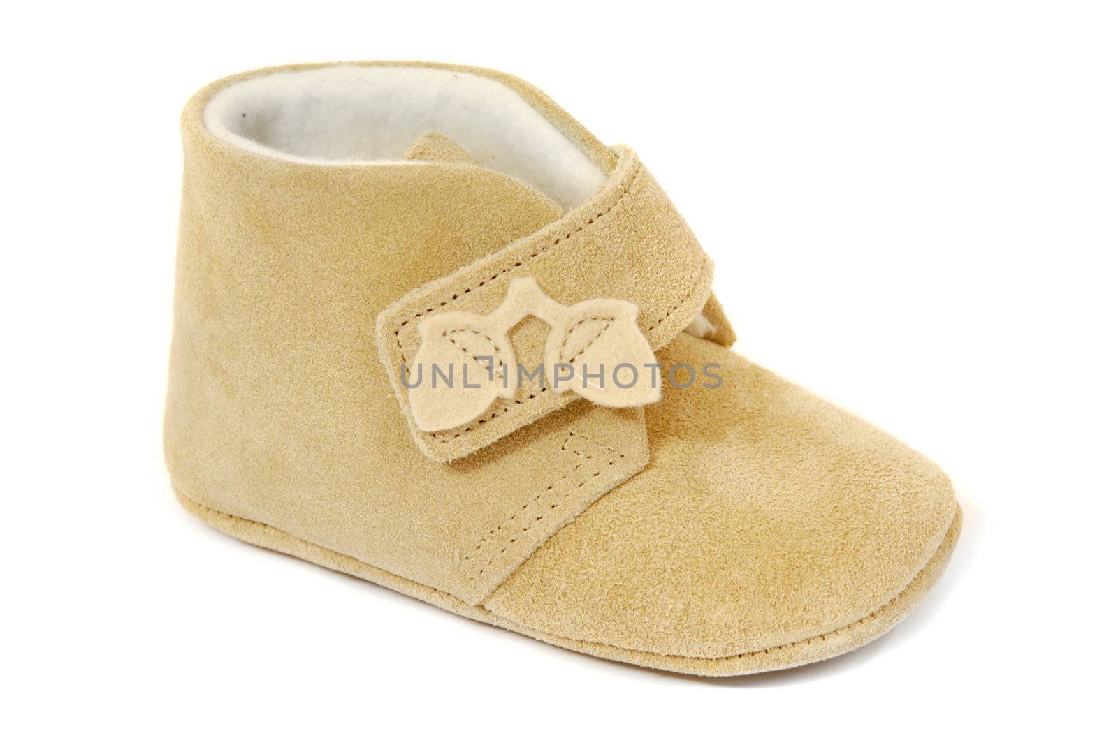 Baby shoe by cfoto