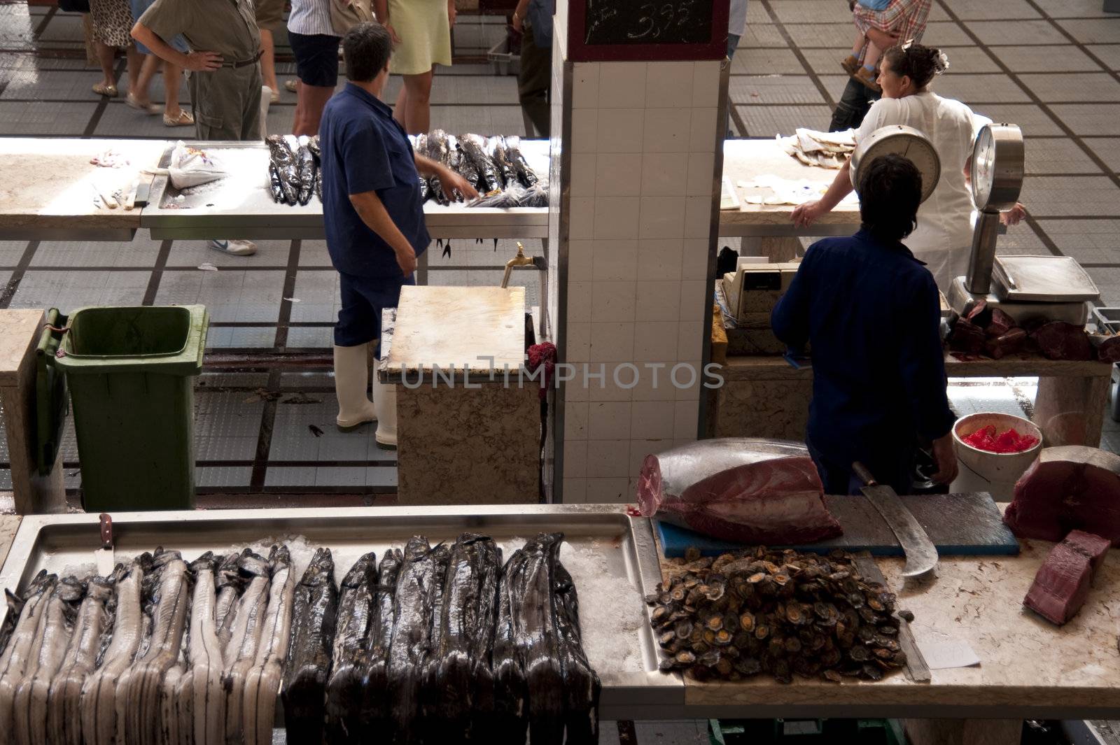 scene in portugal / island of madeira / funchal / mercado dos lavradores