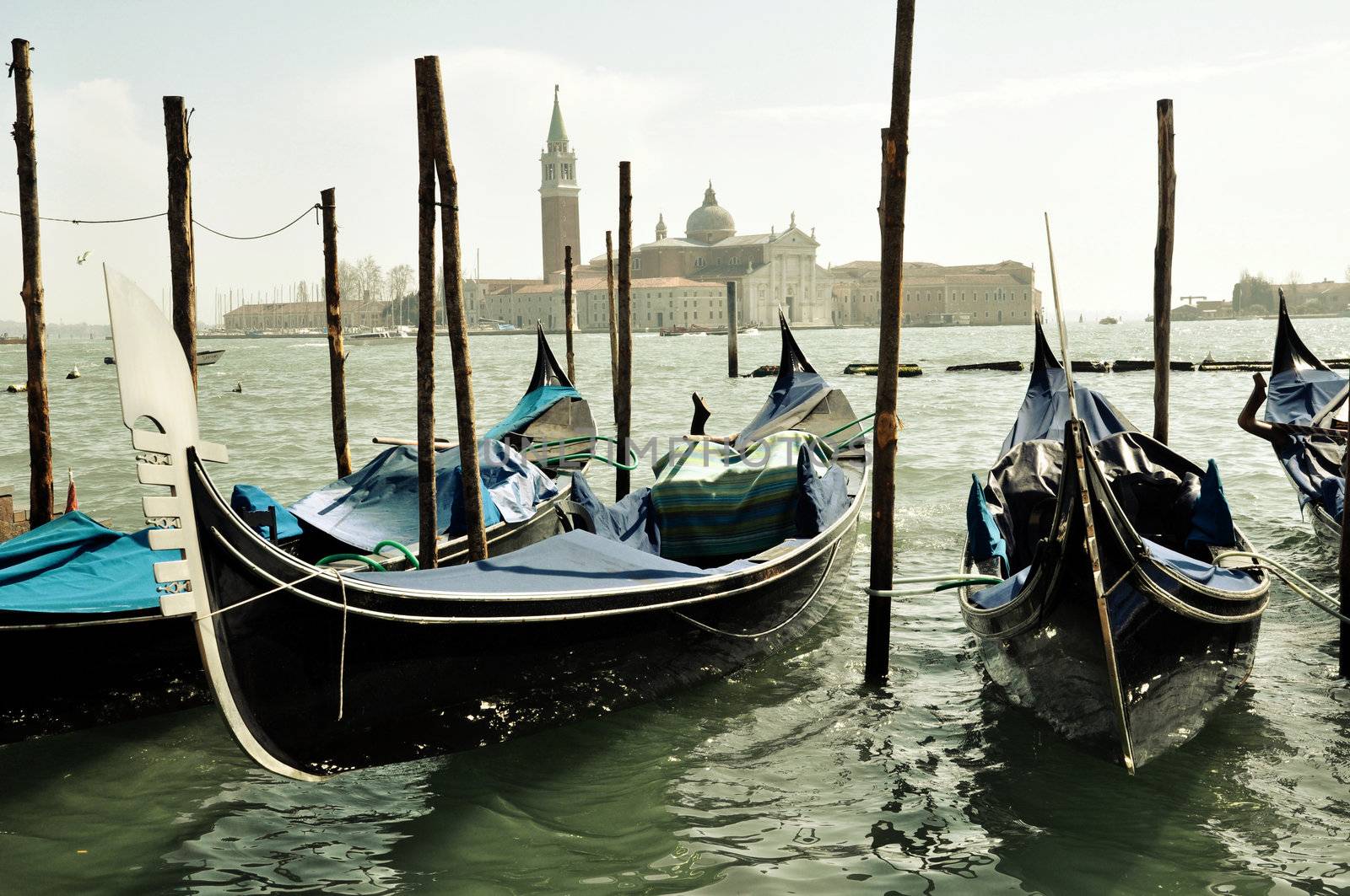 Gondole Venezia San Giorgio Maggiore by rmarinello