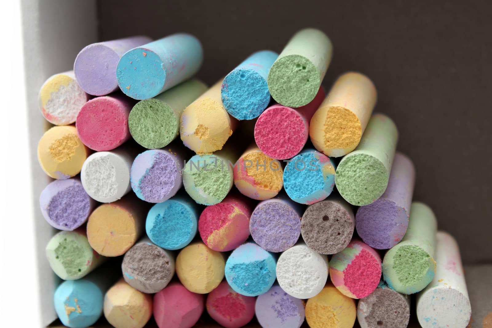 Pastel color chalks by anterovium