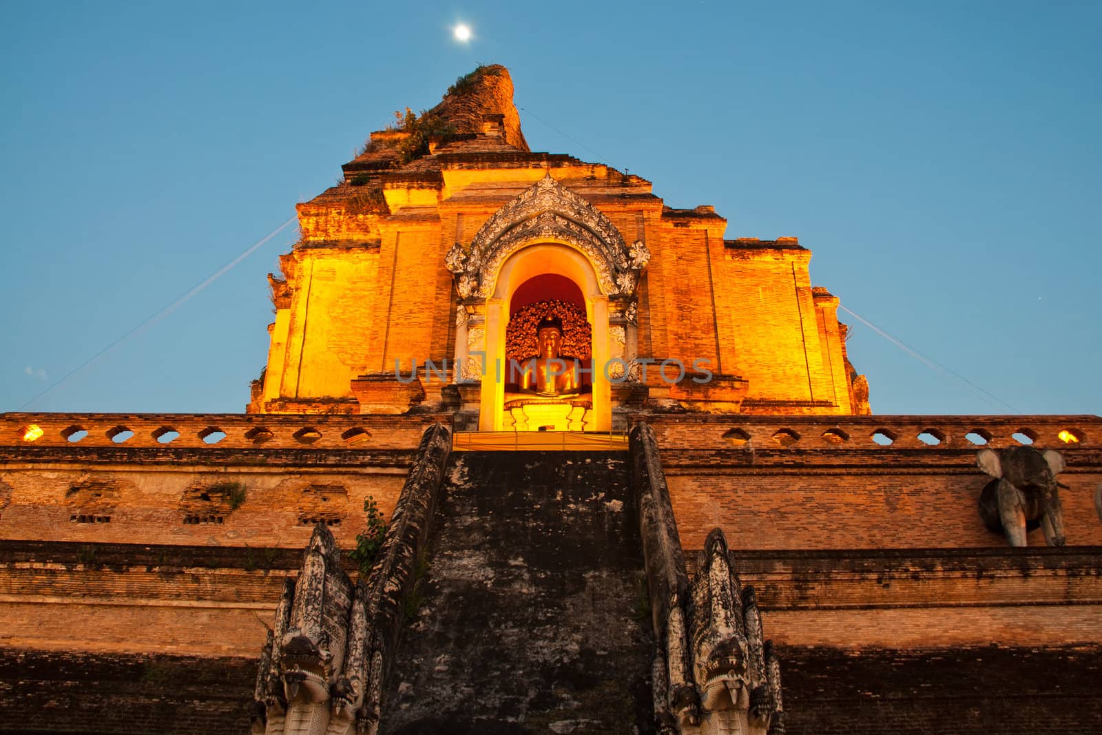 Wonderful Pagoda Wat Chedi Luang Temple, Chiang Mai, Thailand